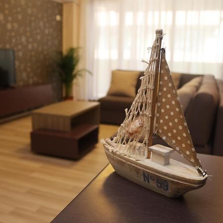 Vega Beach Apartment Mamaia Bagian luar foto