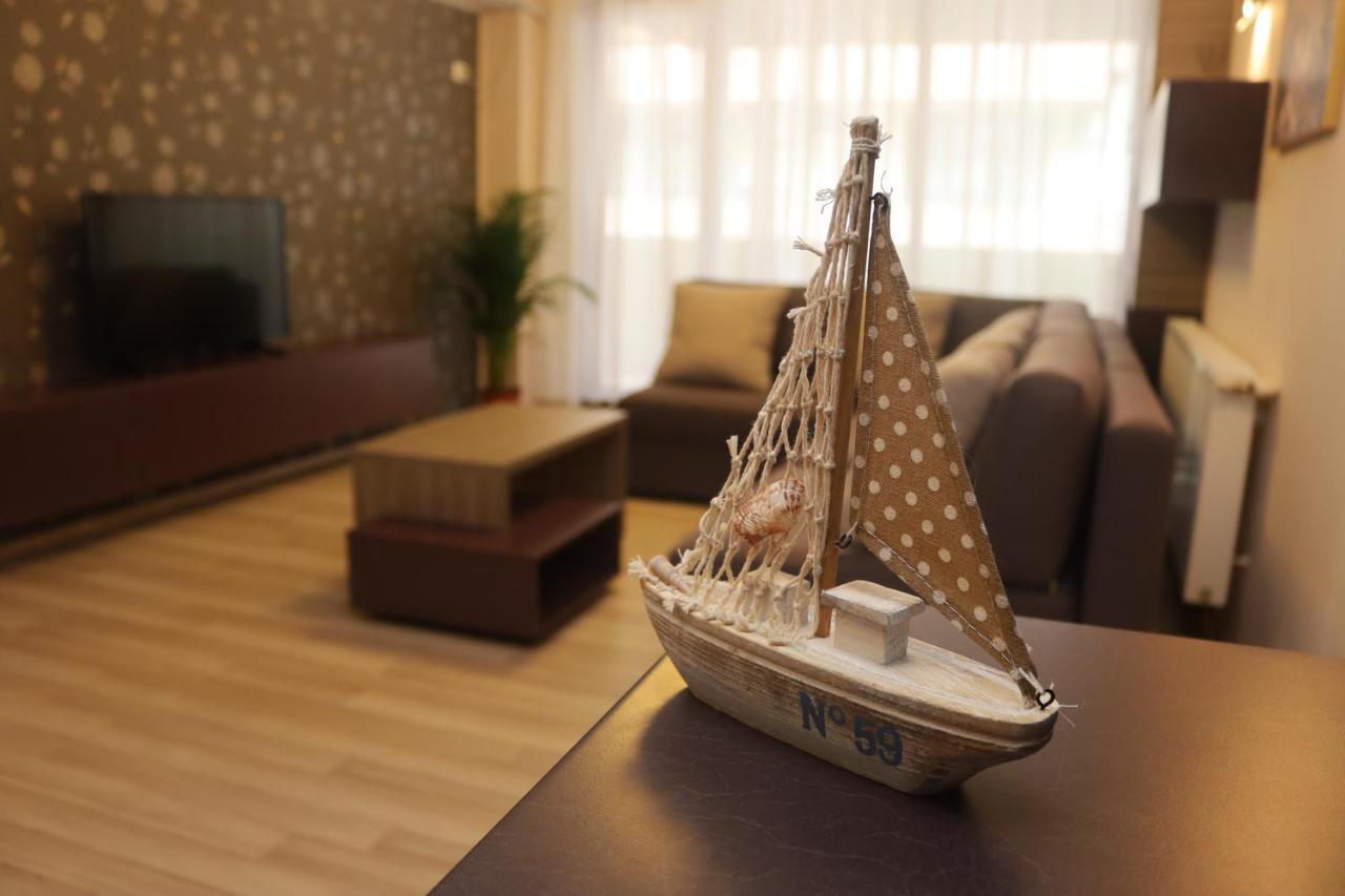 Vega Beach Apartment Mamaia Bagian luar foto