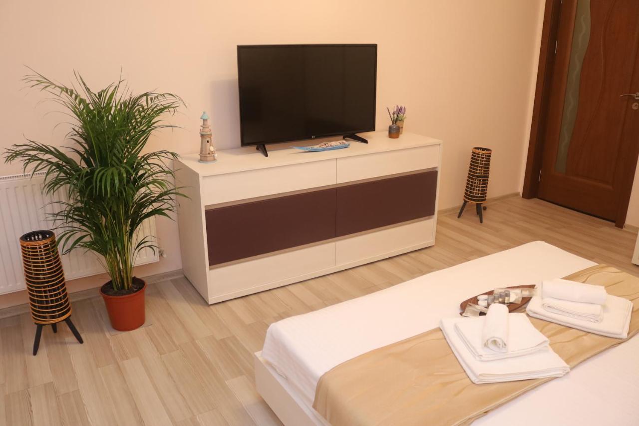Vega Beach Apartment Mamaia Bagian luar foto