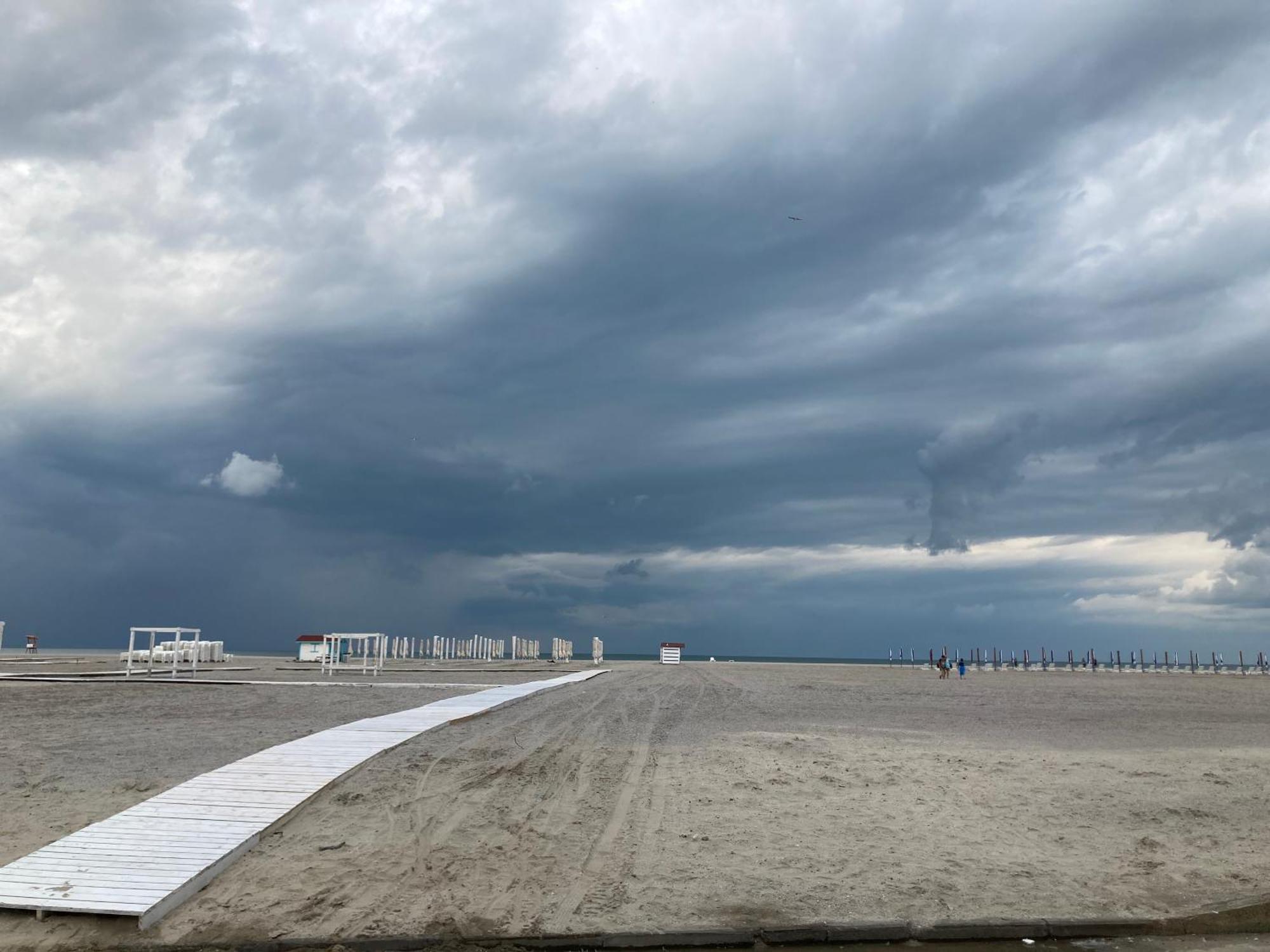 Vega Beach Apartment Mamaia Bagian luar foto